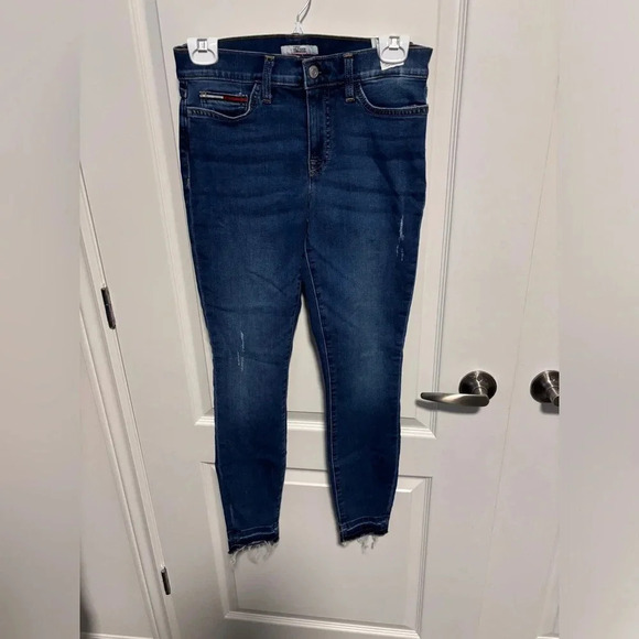 Tommy Hilfiger Denim  | Logo Detail Skinny Jeans | Size 4 - Picture 2 of 5